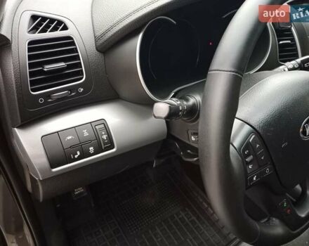 Сірий Кіа Соренто, об'ємом двигуна 2.2 л та пробігом 176 тис. км за 18500 $, фото 16 на Automoto.ua