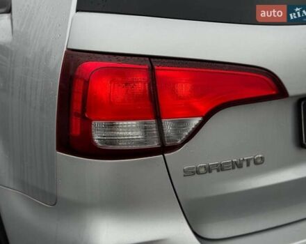 Сірий Кіа Соренто, об'ємом двигуна 2.36 л та пробігом 193 тис. км за 12300 $, фото 19 на Automoto.ua