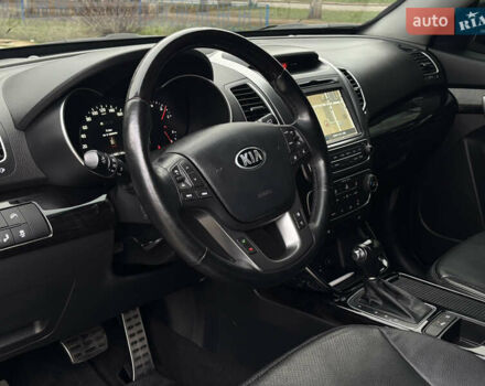 Серый Киа Соренто, объемом двигателя 2 л и пробегом 149 тыс. км за 17199 $, фото 8 на Automoto.ua