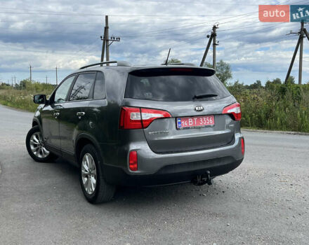 Сірий Кіа Соренто, об'ємом двигуна 2 л та пробігом 179 тис. км за 13950 $, фото 4 на Automoto.ua