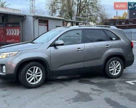 Серый Киа Соренто, объемом двигателя 2.36 л и пробегом 1 тыс. км за 12500 $, фото 9 на Automoto.ua