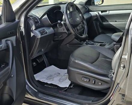 Киа Соренто 2014 в Стрые на Automoto.ua Серый Киа Соренто, объемом двигателя 2.2 л и пробегом 154 тыс. км за 17750 $, фото 50 на Automoto.ua