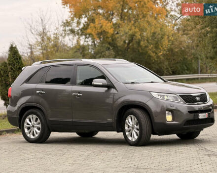 Киа Соренто 2014 в Дубно на Automoto.ua Серый Киа Соренто, объемом двигателя 2.2 л и пробегом 220 тыс. км за 16499 $, фото 5 на Automoto.ua