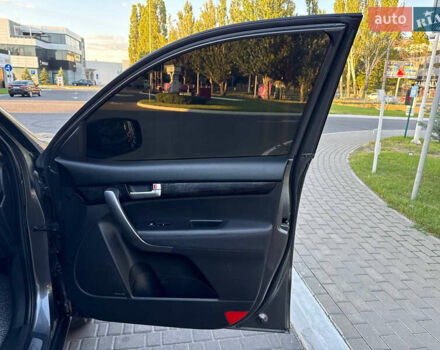 Серый Киа Соренто, объемом двигателя 2 л и пробегом 150 тыс. км за 15500 $, фото 50 на Automoto.ua