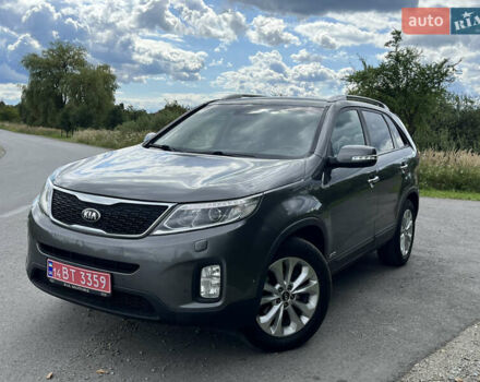 Серый Киа Соренто, объемом двигателя 2 л и пробегом 179 тыс. км за 13950 $, фото 23 на Automoto.ua