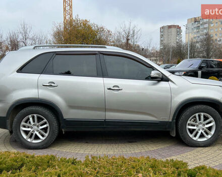 Сірий Кіа Соренто, об'ємом двигуна 2.36 л та пробігом 155 тис. км за 14800 $, фото 7 на Automoto.ua