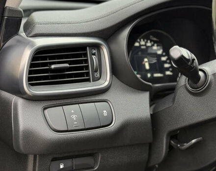 Киа Соренто 2015 в Луцке на Automoto.ua Серый Киа Соренто, объемом двигателя 2 л и пробегом 235 тыс. км за 17750 $, фото 30 на Automoto.ua