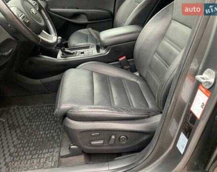 Серый Киа Соренто, объемом двигателя 2.2 л и пробегом 179 тыс. км за 21700 $, фото 38 на Automoto.ua