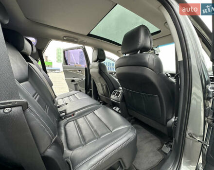 Сірий Кіа Соренто, об'ємом двигуна 2.2 л та пробігом 180 тис. км за 18500 $, фото 47 на Automoto.ua