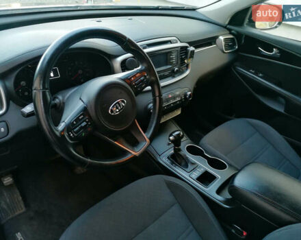 Кіа Соренто 2015 у Львові на Automoto.ua Сірий Кіа Соренто, об'ємом двигуна 2.36 л та пробігом 100 тис. км за 16000 $, фото 10 на Automoto.ua