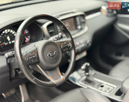 Сірий Кіа Соренто, об'ємом двигуна 2 л та пробігом 238 тис. км за 17550 $, фото 33 на Automoto.ua