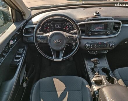 Сірий Кіа Соренто, об'ємом двигуна 2.4 л та пробігом 144 тис. км за 16490 $, фото 18 на Automoto.ua