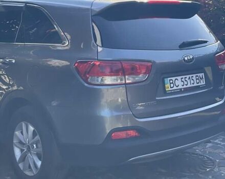 Киа Соренто 2015 в Львове на Automoto.ua Серый Киа Соренто, объемом двигателя 2.2 л и пробегом 131 тыс. км за 20500 $, фото 9 на Automoto.ua