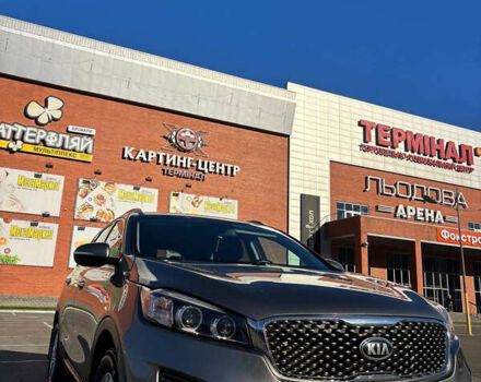 Серый Киа Соренто, объемом двигателя 2.36 л и пробегом 103 тыс. км за 14300 $, фото 3 на Automoto.ua