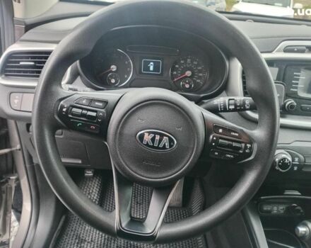 Сірий Кіа Соренто, об'ємом двигуна 3.3 л та пробігом 198 тис. км за 16990 $, фото 13 на Automoto.ua
