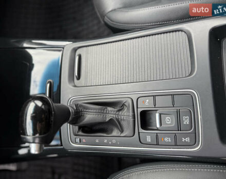 Киа Соренто 2015 в Луцке на Automoto.ua Серый Киа Соренто, объемом двигателя 2 л и пробегом 238 тыс. км за 17700 $, фото 54 на Automoto.ua