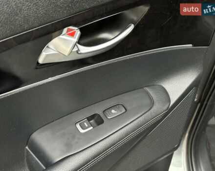 Сірий Кіа Соренто, об'ємом двигуна 2.2 л та пробігом 180 тис. км за 18500 $, фото 35 на Automoto.ua