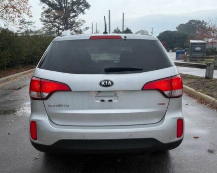 Сірий Кіа Соренто, об'ємом двигуна 2.4 л та пробігом 77 тис. км за 7300 $, фото 4 на Automoto.ua