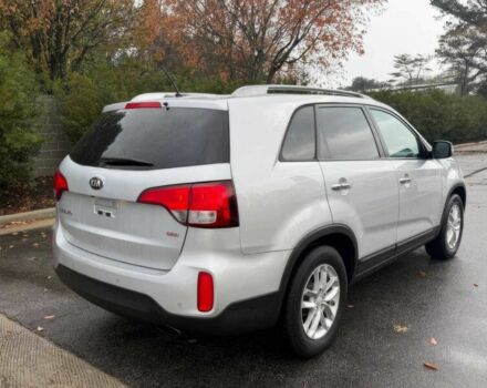 Сірий Кіа Соренто, об'ємом двигуна 2.4 л та пробігом 77 тис. км за 7300 $, фото 5 на Automoto.ua