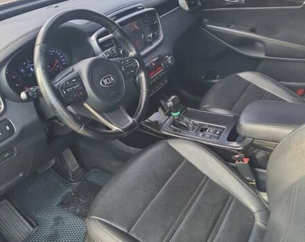 Серый Киа Соренто, объемом двигателя 2 л и пробегом 139 тыс. км за 21500 $, фото 19 на Automoto.ua