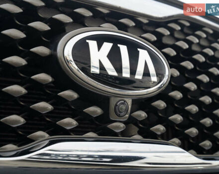 Серый Киа Соренто, объемом двигателя 2 л и пробегом 133 тыс. км за 20700 $, фото 8 на Automoto.ua