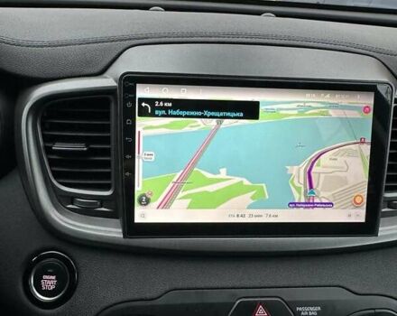 Серый Киа Соренто, объемом двигателя 2.2 л и пробегом 202 тыс. км за 24500 $, фото 8 на Automoto.ua