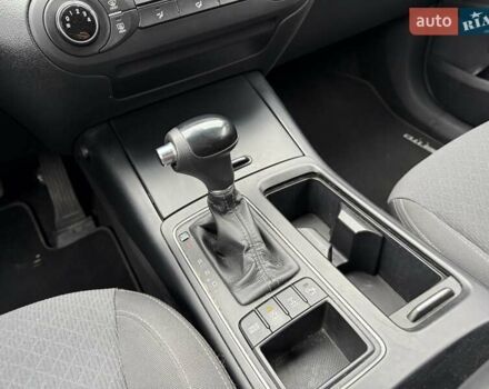 Серый Киа Соренто, объемом двигателя 2.2 л и пробегом 243 тыс. км за 19500 $, фото 27 на Automoto.ua