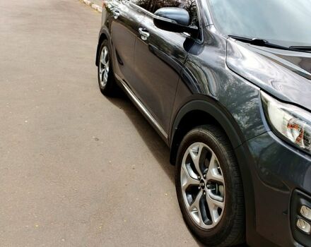 Серый Киа Соренто, объемом двигателя 2 л и пробегом 12 тыс. км за 20500 $, фото 2 на Automoto.ua