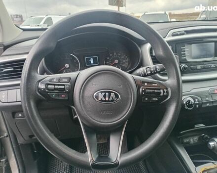 Сірий Кіа Соренто, об'ємом двигуна 3.3 л та пробігом 198 тис. км за 16990 $, фото 10 на Automoto.ua