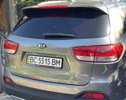 Киа Соренто 2015 в Львове на Automoto.ua Серый Киа Соренто, объемом двигателя 2.2 л и пробегом 131 тыс. км за 20500 $, фото 8 на Automoto.ua