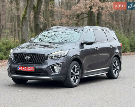 Сірий Кіа Соренто, об'ємом двигуна 2 л та пробігом 238 тис. км за 17550 $, фото 4 на Automoto.ua