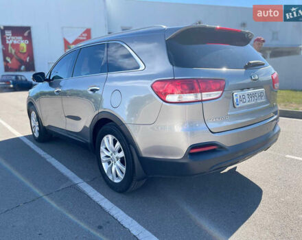 Сірий Кіа Соренто, об'ємом двигуна 2.36 л та пробігом 118 тис. км за 13900 $, фото 10 на Automoto.ua