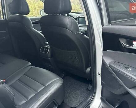 Сірий Кіа Соренто, об'ємом двигуна 2.2 л та пробігом 180 тис. км за 18500 $, фото 19 на Automoto.ua