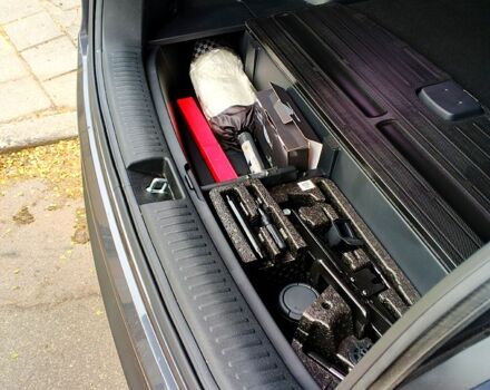 Серый Киа Соренто, объемом двигателя 2 л и пробегом 12 тыс. км за 20500 $, фото 7 на Automoto.ua