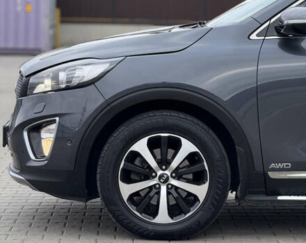 Киа Соренто 2015 в Луцке на Automoto.ua Серый Киа Соренто, объемом двигателя 2 л и пробегом 235 тыс. км за 17750 $, фото 6 на Automoto.ua