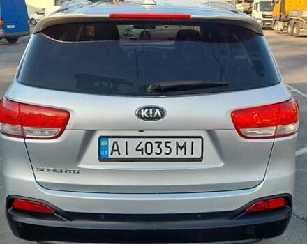 Сірий Кіа Соренто, об'ємом двигуна 2.4 л та пробігом 200 тис. км за 15500 $, фото 4 на Automoto.ua