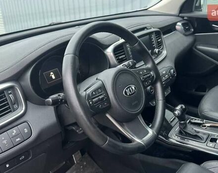 Сірий Кіа Соренто, об'ємом двигуна 2.2 л та пробігом 180 тис. км за 18500 $, фото 15 на Automoto.ua