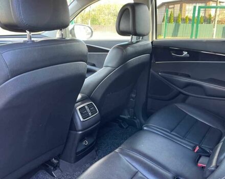 Серый Киа Соренто, объемом двигателя 2.4 л и пробегом 129 тыс. км за 14500 $, фото 17 на Automoto.ua