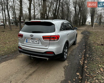Сірий Кіа Соренто, об'ємом двигуна 2 л та пробігом 178 тис. км за 20500 $, фото 10 на Automoto.ua