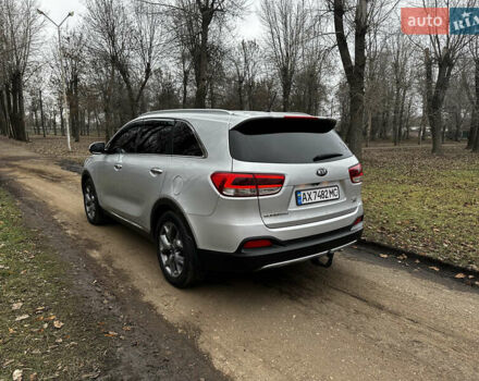 Сірий Кіа Соренто, об'ємом двигуна 2 л та пробігом 178 тис. км за 20500 $, фото 4 на Automoto.ua