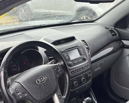 Серый Киа Соренто, объемом двигателя 2.4 л и пробегом 167 тыс. км за 7499 $, фото 6 на Automoto.ua