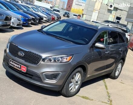 Сірий Кіа Соренто, об'ємом двигуна 2.4 л та пробігом 144 тис. км за 16490 $, фото 3 на Automoto.ua