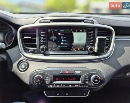 Серый Киа Соренто, объемом двигателя 2.2 л и пробегом 150 тыс. км за 22300 $, фото 34 на Automoto.ua