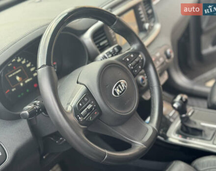 Сірий Кіа Соренто, об'ємом двигуна 2.2 л та пробігом 207 тис. км за 18800 $, фото 19 на Automoto.ua