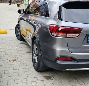 Сірий Кіа Соренто, об'ємом двигуна 2.2 л та пробігом 256 тис. км за 25300 $, фото 9 на Automoto.ua