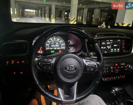 Киа Соренто 2015 в Хмельницком на Automoto.ua Серый Киа Соренто, объемом двигателя 3.34 л и пробегом 143 тыс. км за 19000 $, фото 5 на Automoto.ua