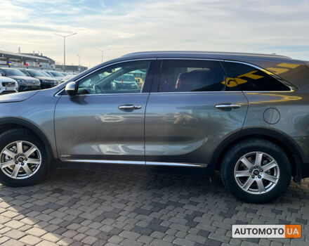 Серый Киа Соренто, объемом двигателя 2 л и пробегом 226 тыс. км за 22800 $, фото 3 на Automoto.ua