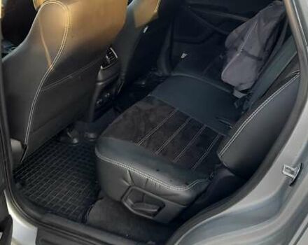 Сірий Кіа Соренто, об'ємом двигуна 2.4 л та пробігом 200 тис. км за 15500 $, фото 41 на Automoto.ua