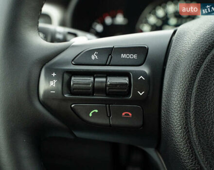 Серый Киа Соренто, объемом двигателя 2 л и пробегом 133 тыс. км за 20700 $, фото 33 на Automoto.ua