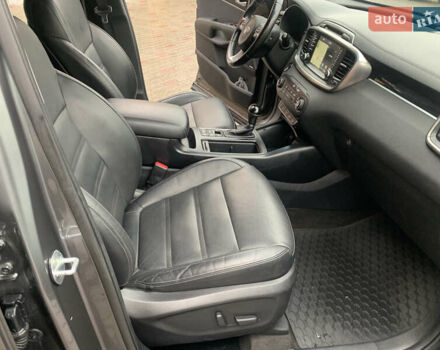 Серый Киа Соренто, объемом двигателя 2.2 л и пробегом 179 тыс. км за 21700 $, фото 42 на Automoto.ua